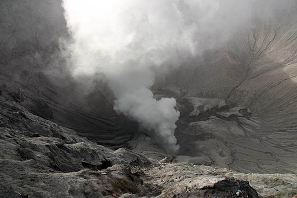 Java-Bali-2007-Bromo-krater Peru 2005 Irrigatiekanaal