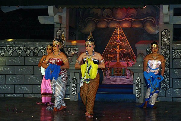 Java-Bali-2007-Ramayana-Ballet-Jogyakarta Peru 2005 sloppenwijk Comedor El Nazareno